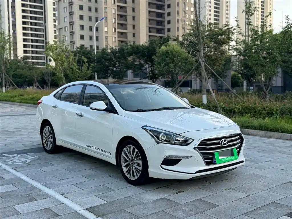 Mistra 1.8 L Auto Intelligent GLS CN-V