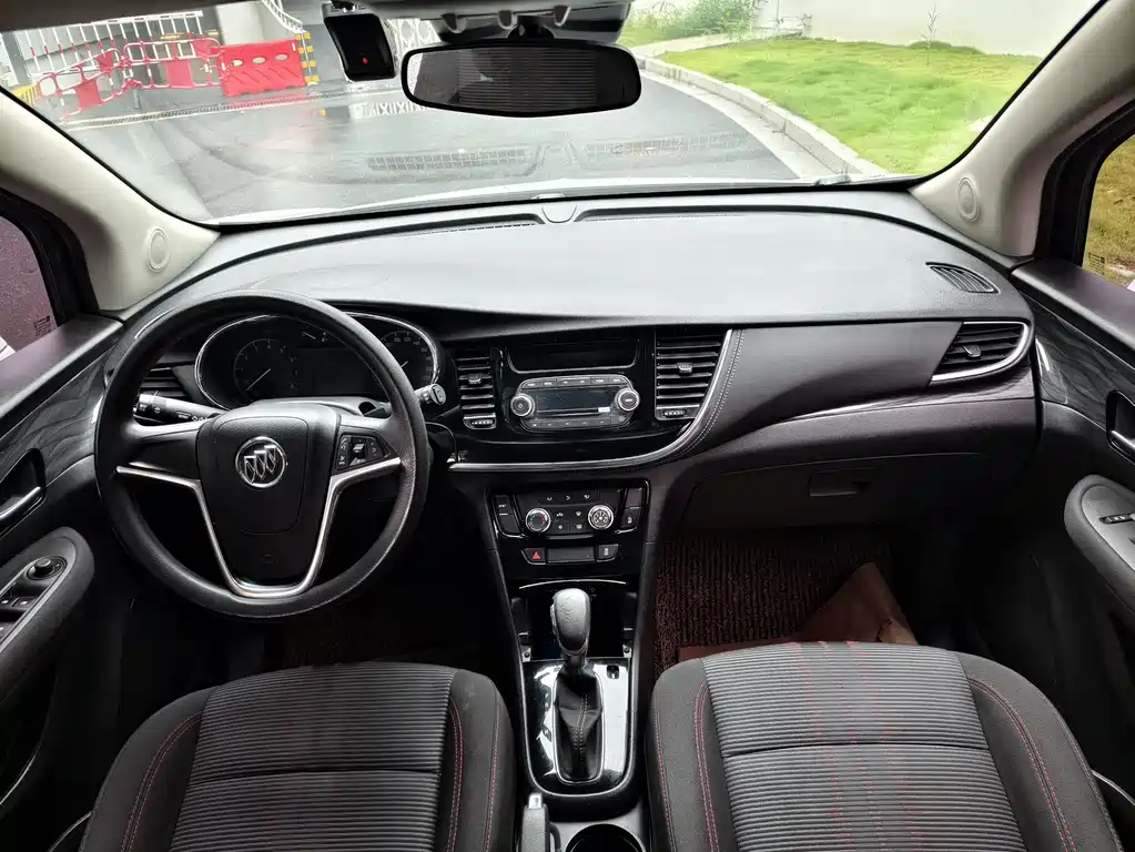 Encore 18 T Auto 2 WD Urban Leading