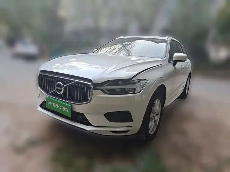 Volvo XC60 T5 4 WD Smart Ease CN-V
