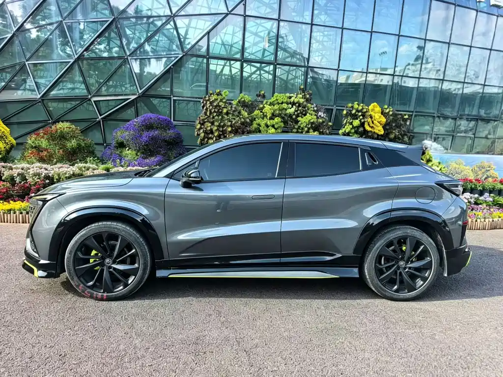 Changan UNI-T 1.5 T Sport Distinguished