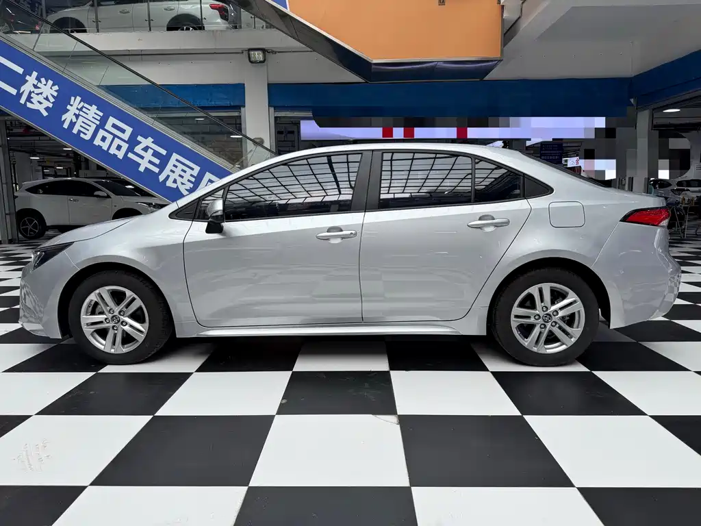 Levin Facelift TNGA 1.5 L CVT Progressive