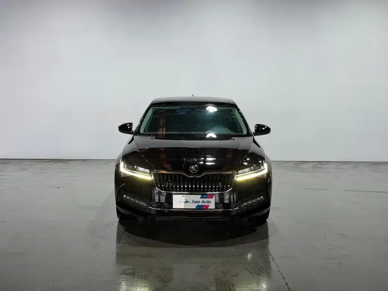 Skoda Superb Facelift TSI280 DSG Premium