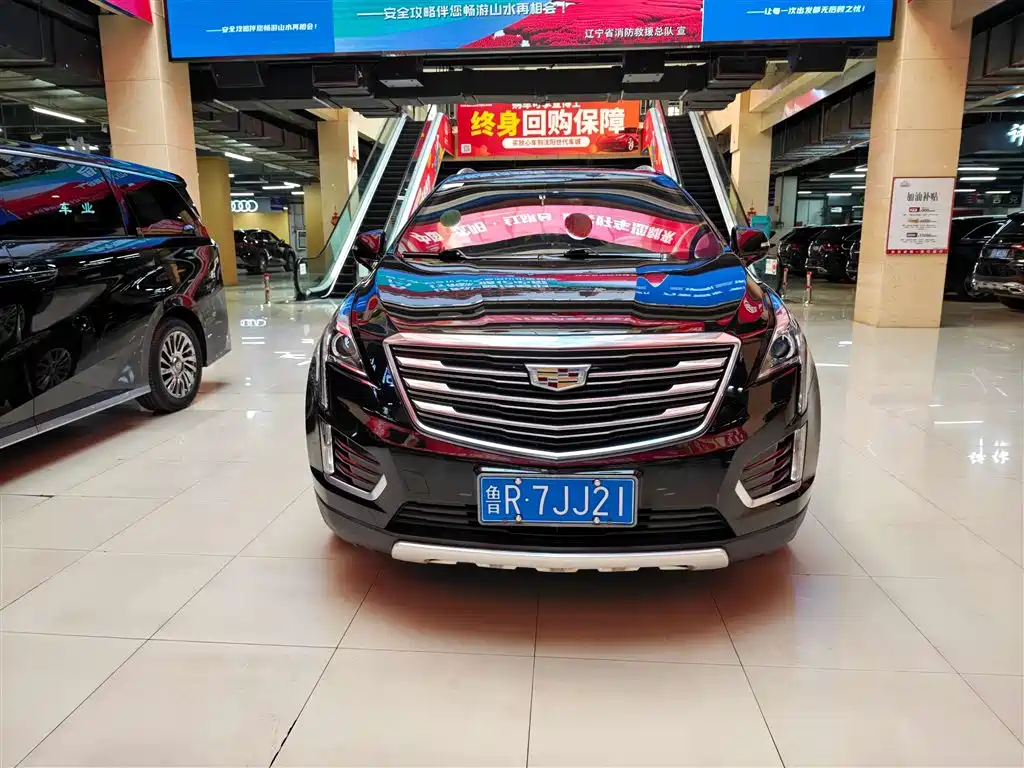 Cadillac XT5 28 E 4 WD Tech