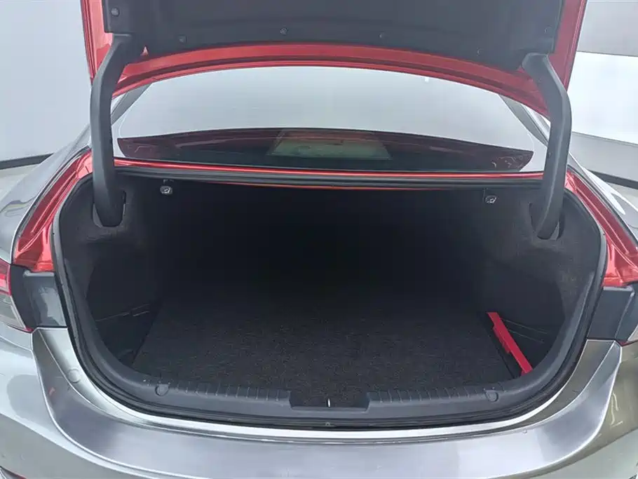 Atenza 2.5 L Blue Sky Sport CN-V