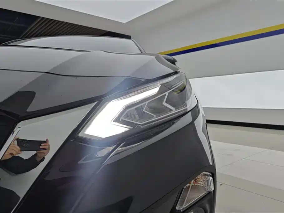Teana Facelift 2.0 L XL Comfort