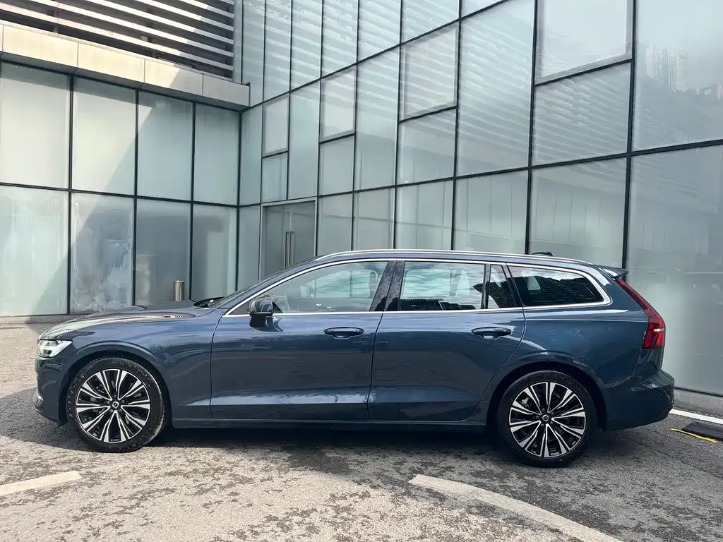 Volvo V60 B5 Smart Vision Luxury