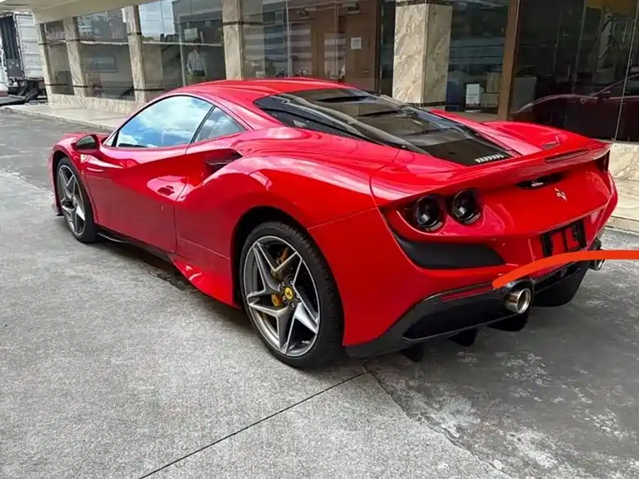 Ferrari F8 Tributo 3.9 T V8