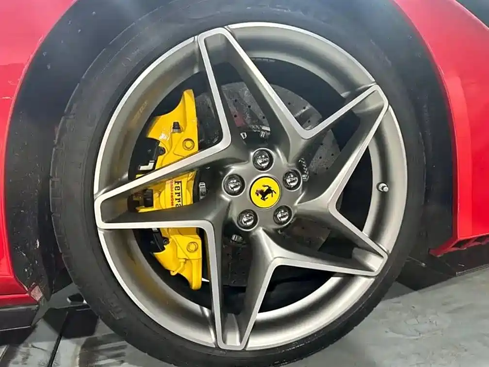 Ferrari F8 Tributo 3.9 T V8