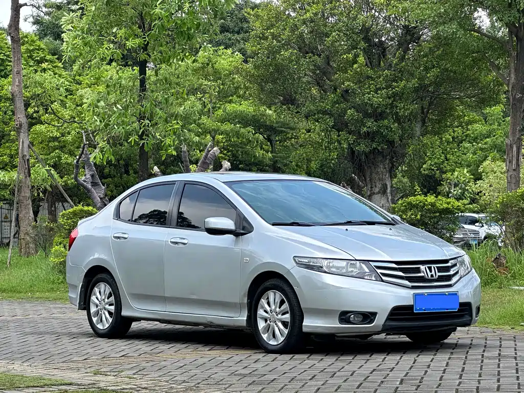 City Classic 锋范经典 2012款 1.8 L 自动豪华版