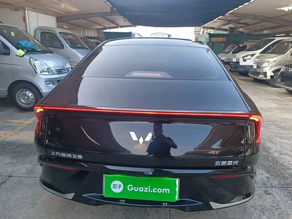 Wuling Starlight 70 Standard