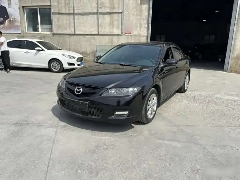 Mazda 6 2.0 L Auto Fashion