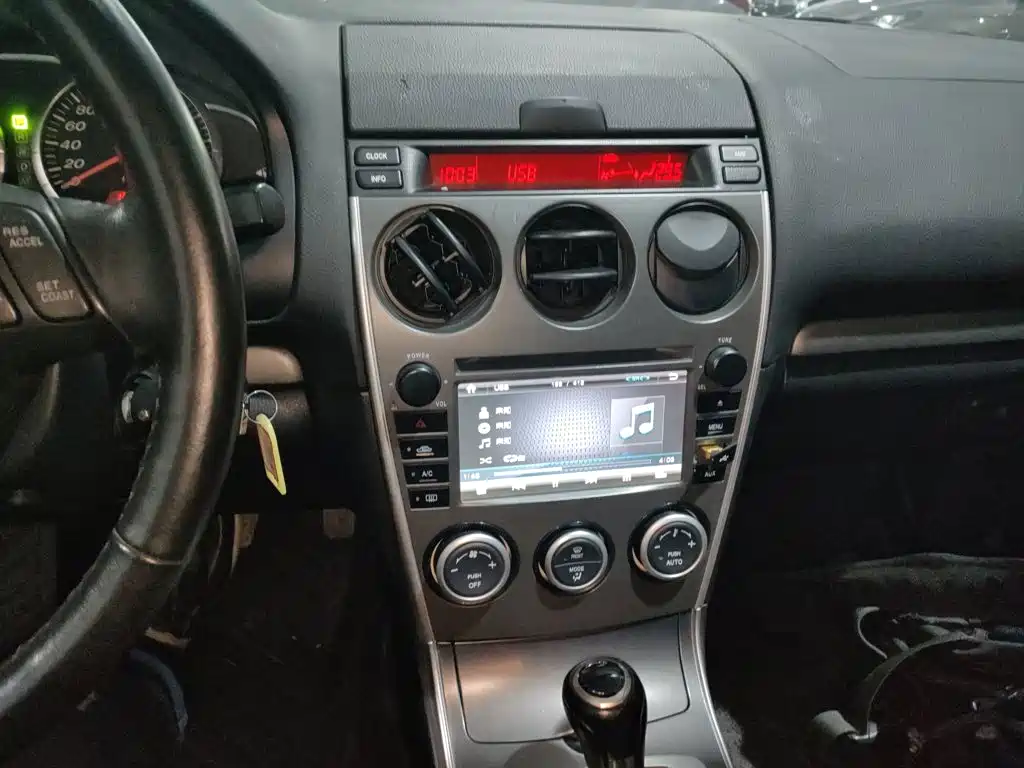 Mazda 6 2.0 L Auto Fashion
