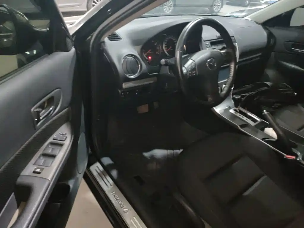 Mazda 6 2.0 L Auto Fashion