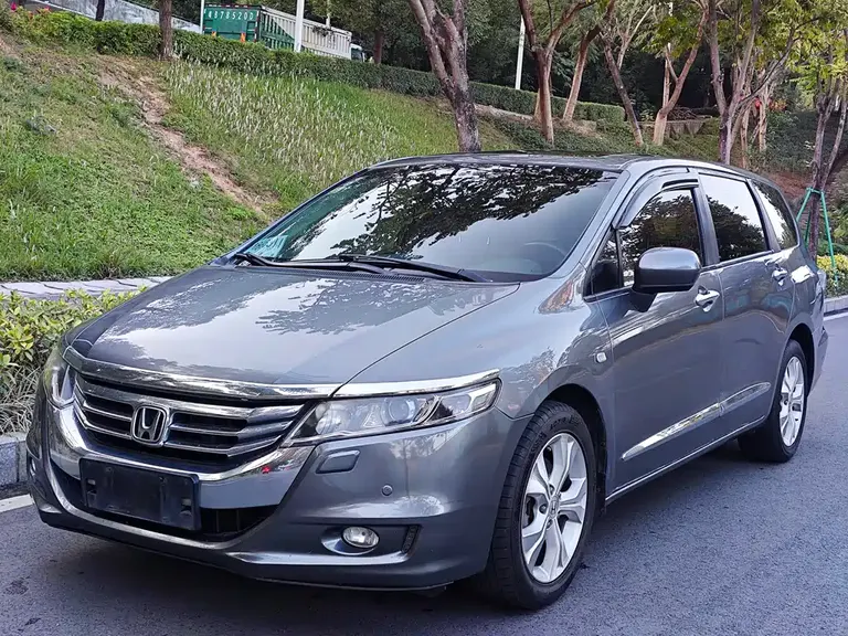 Honda Odyssey 2.4 L Luxury