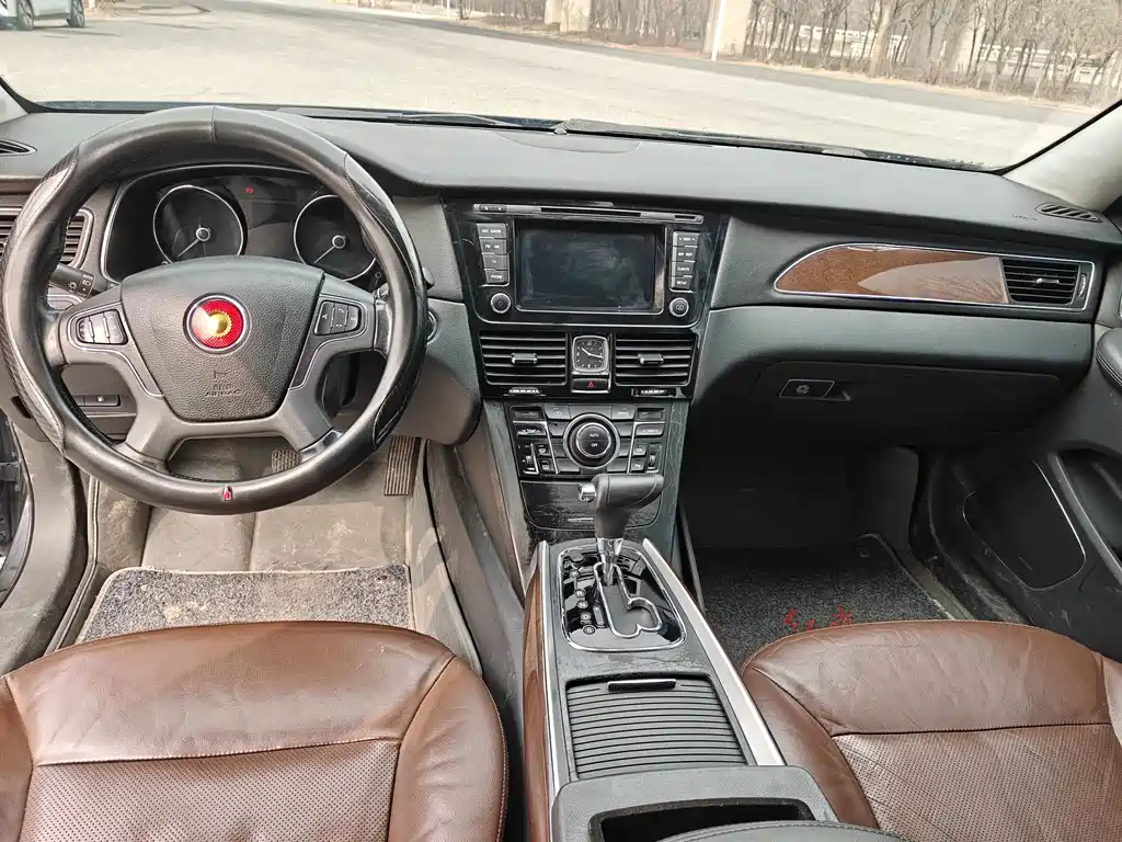 Hongqi H7 红旗H7 2015款 1.8 T 豪华型