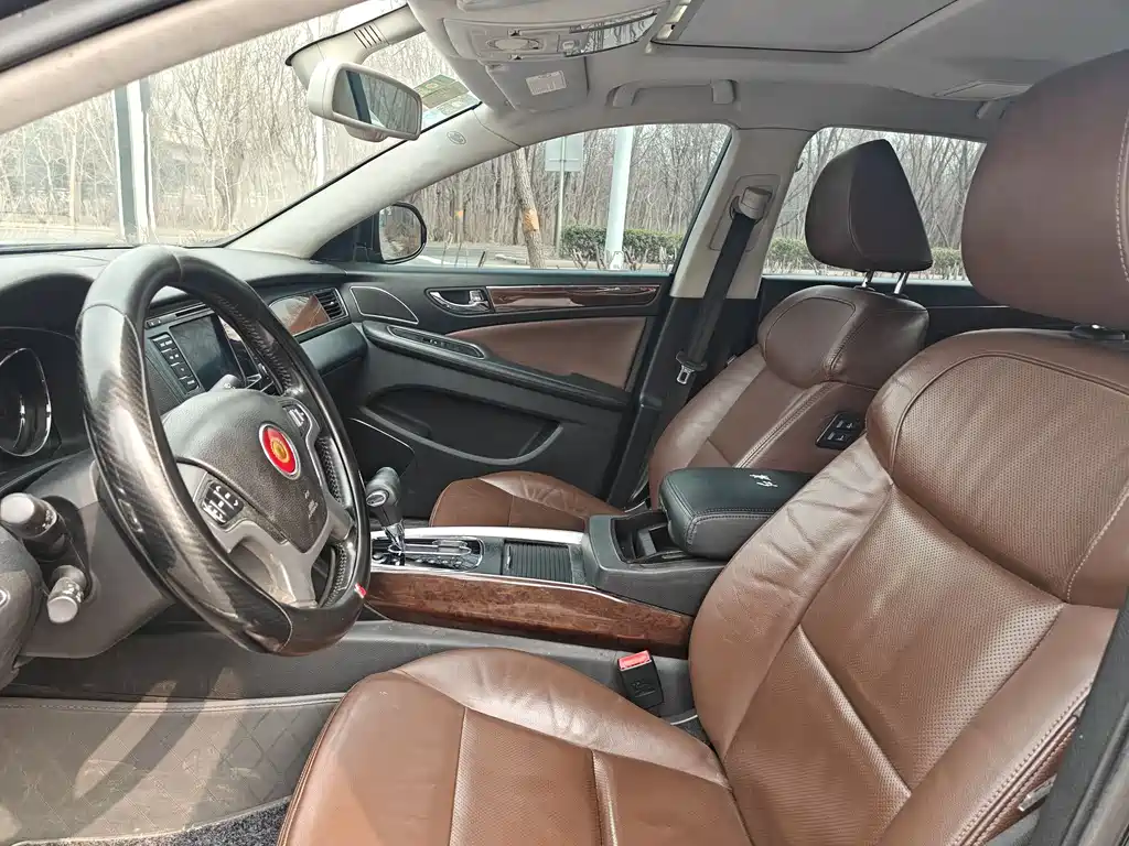Hongqi H7 红旗H7 2015款 1.8 T 豪华型