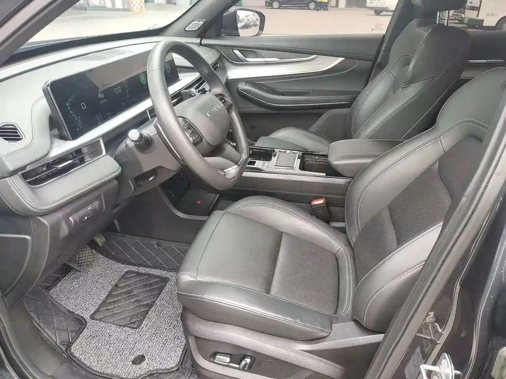 Exeed Zhuifeng 1.6 T DCT Ride Wind