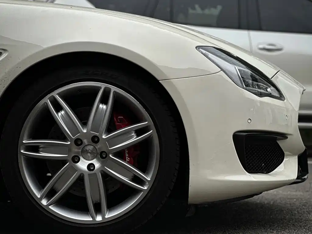 Quattroporte 3.0 T Standard