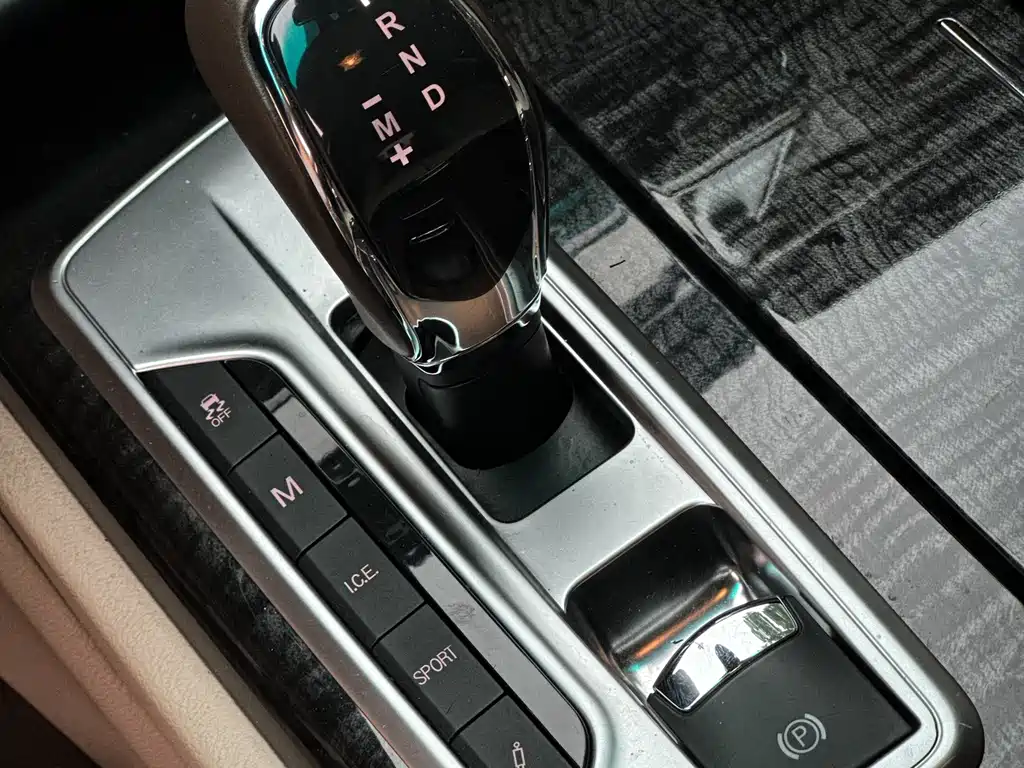 Quattroporte 3.0 T Standard