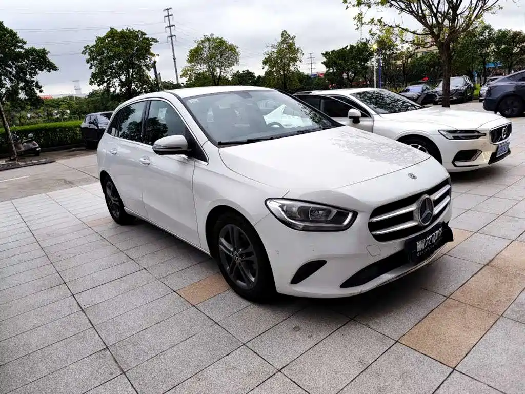 Mercedes-Benz B-Class B 180