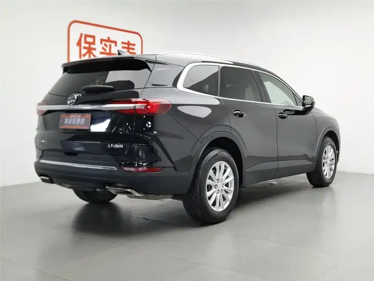 Buick Enclave 28 T 2 WD Battle Flag