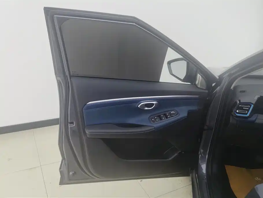 GAC Trumpchi GS3 Shadow Speed 270 T Power Smart