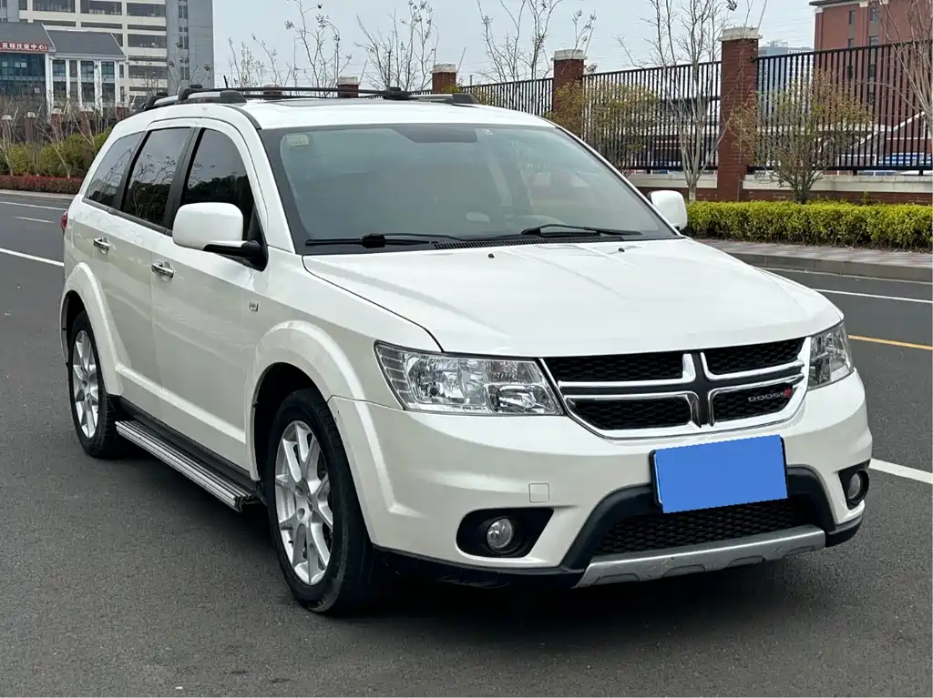 Journey 2.4 L 2 WD Premium Style