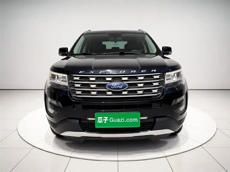 Ford Explorer (Import) 2.3 T Style