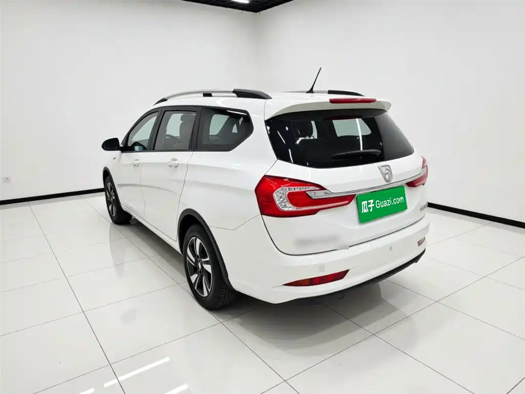Baojun 310 W 宝骏310 W 2017款 1.5 L 手动豪华型 国VI