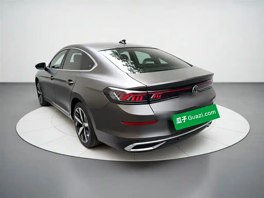 Lamando Lamando L 280 TSI DSG Spicy Cool