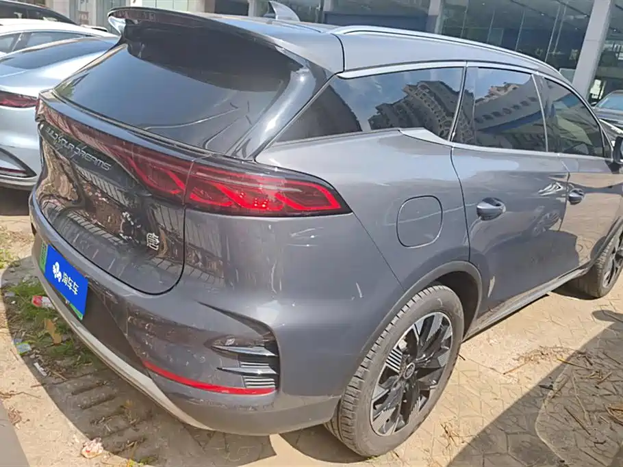 Tang NEV DM-i Glory 112 KM Flagship