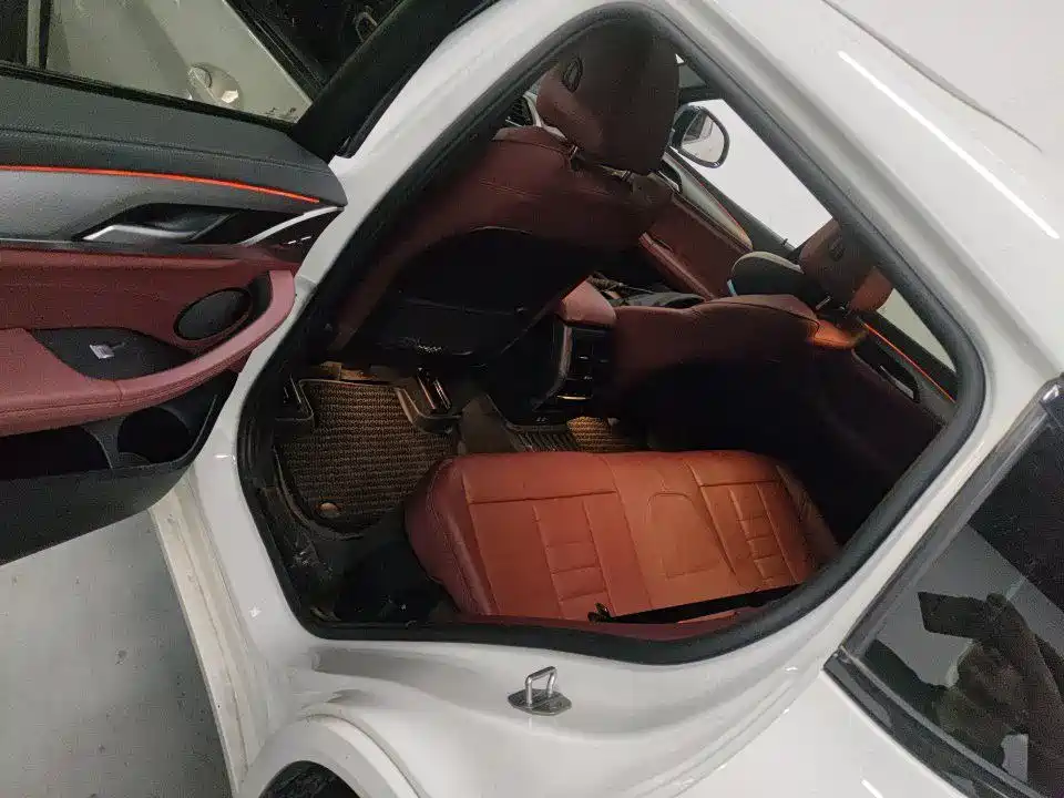 BMW X4 xDrive25 i M Sport Package
