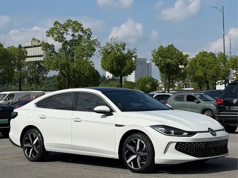 Volkswagen Lamando Lamando L 280 TSI DSG Spicy Cool