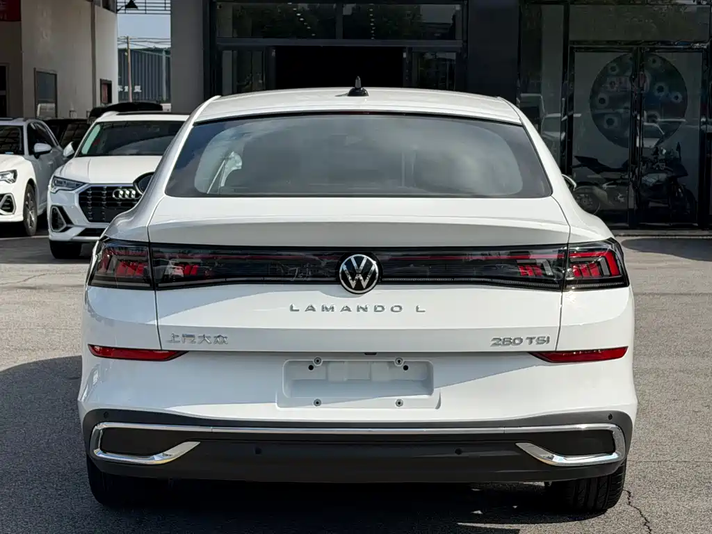 Lamando Lamando L 280 TSI DSG Spicy Cool