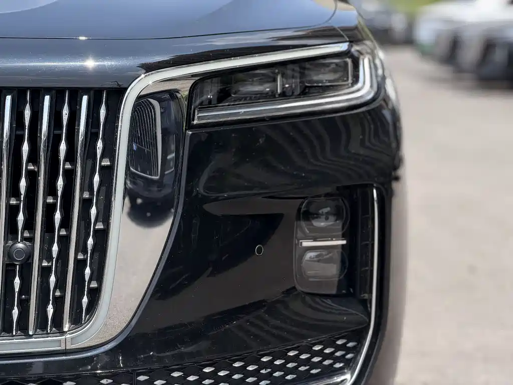 Hongqi H9 2.0 T Connected Flagship