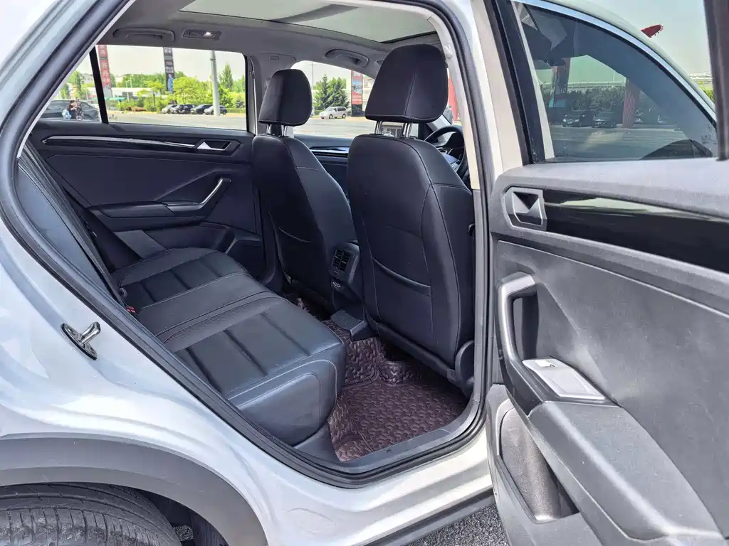 T-ROC 280 TSI DSG 2 WD Comfort Enjoyment PLUS