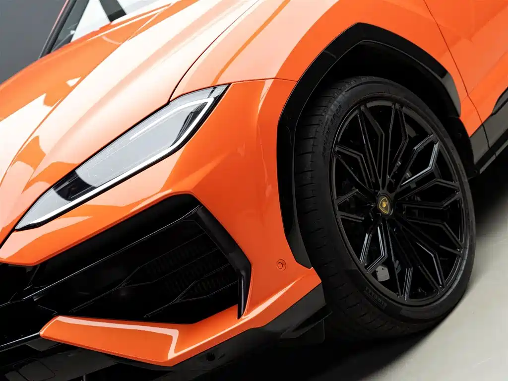 Urus SE 4.0 T Standard
