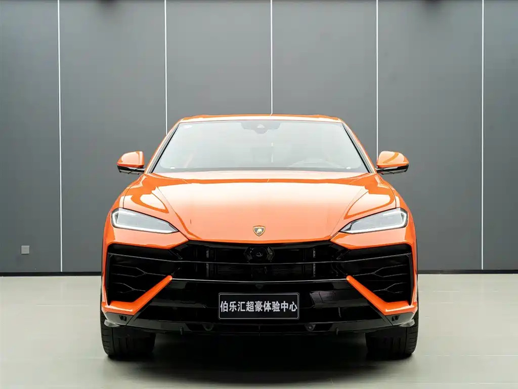 Urus SE 4.0 T Standard