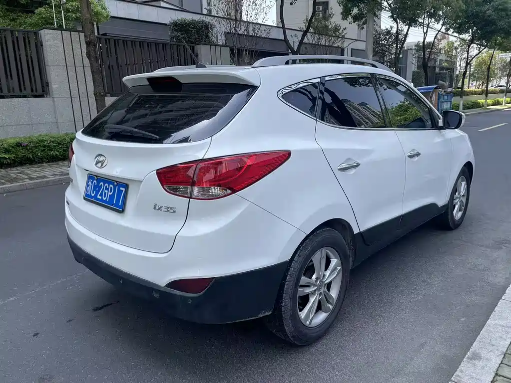 Hyundai ix35 2.4 L Auto 2 WD Distinguished GLS
