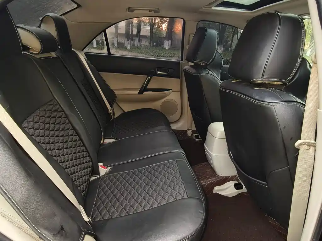 Mazda 6 2.0 L Auto Super Luxury