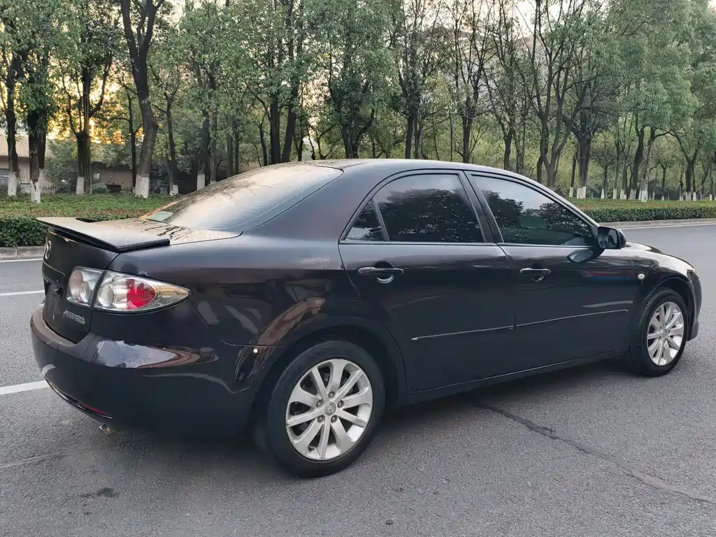Mazda 6 2.0 L Auto Super Luxury