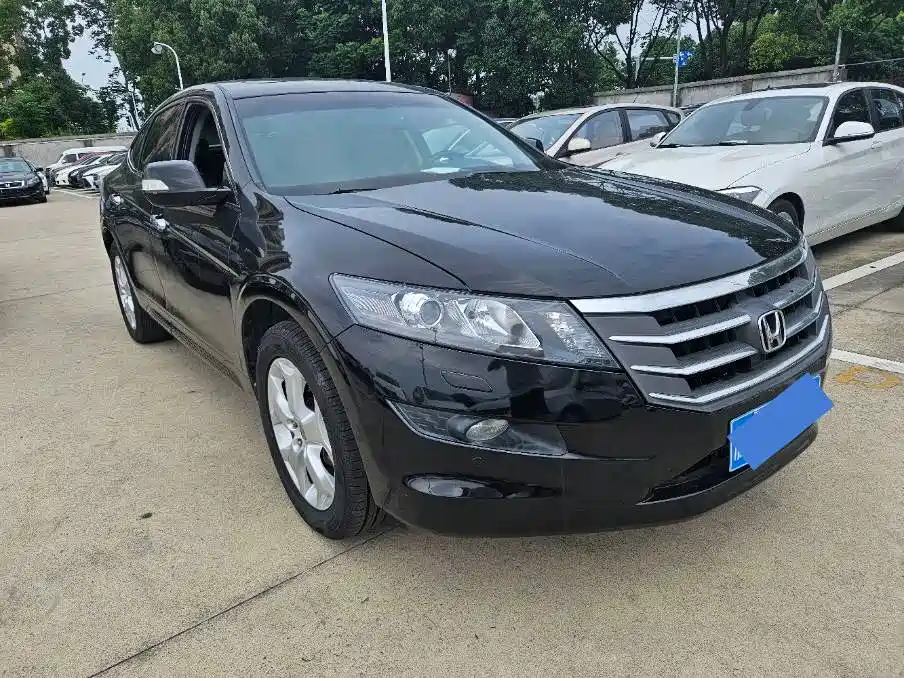 Crosstour 2.4 L Premium