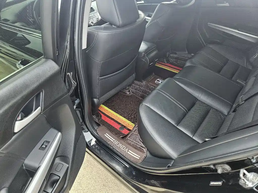 Crosstour 2.4 L Premium