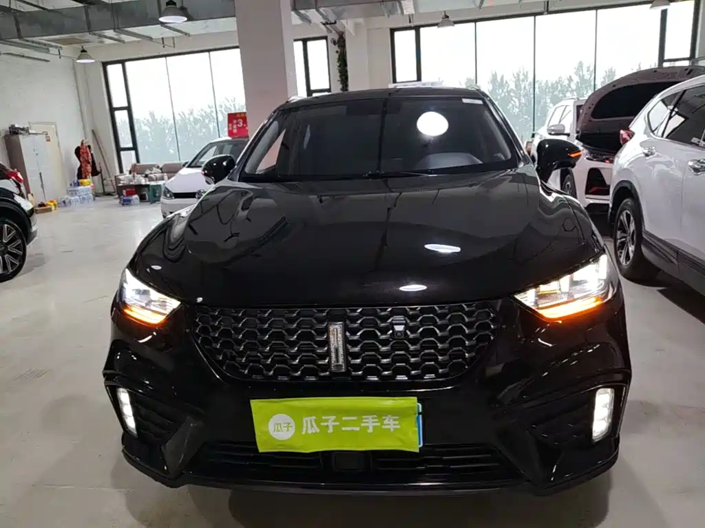 WEY VV5 1.5 T 2 WD Smart Pioneer