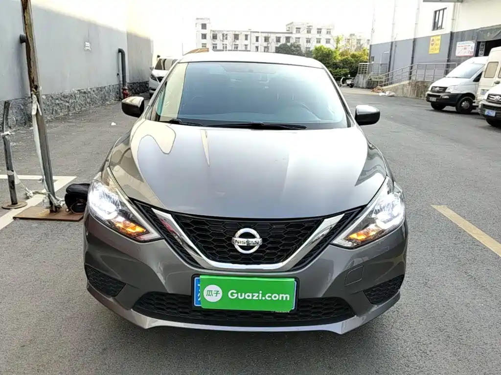 Sylphy Facelift Classic 1.6 XE CVT Comfort