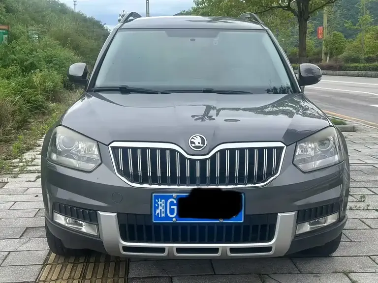 Skoda Yeti 1.8 TSI DSG Arctic