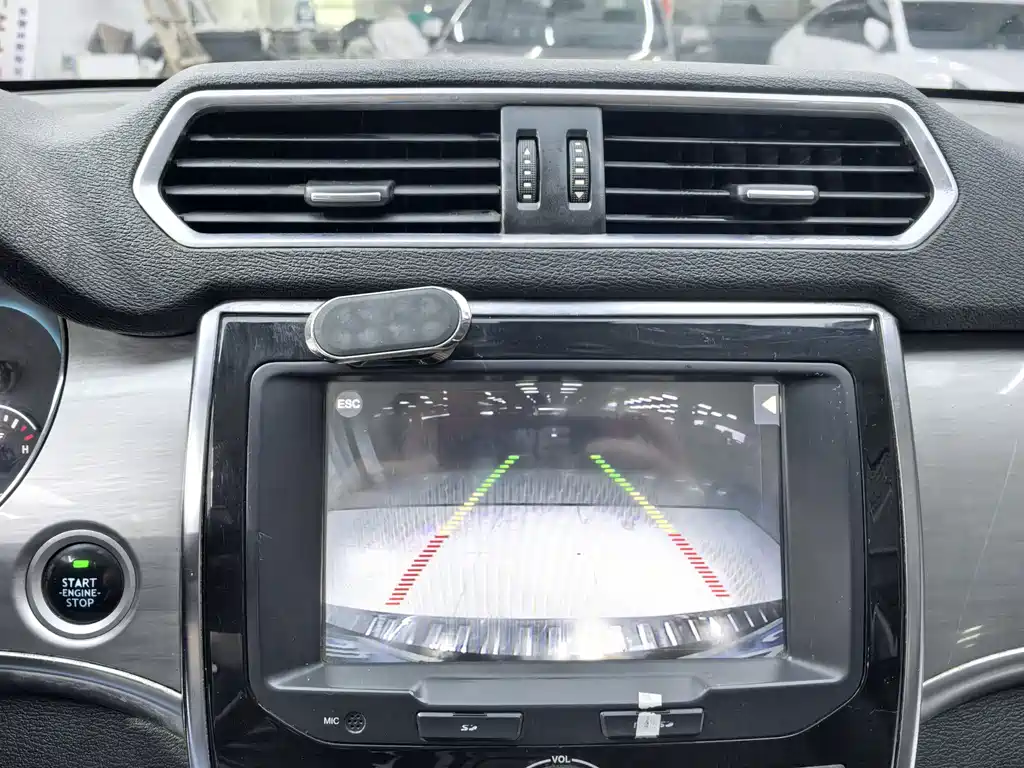 Haval H2 哈弗H2 2016款 红标 1.5 T 手动两驱精英型