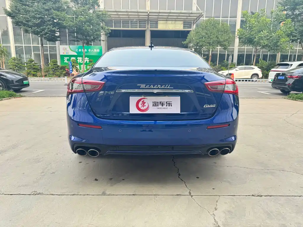 Ghibli 3.0 T Luxury CN-V