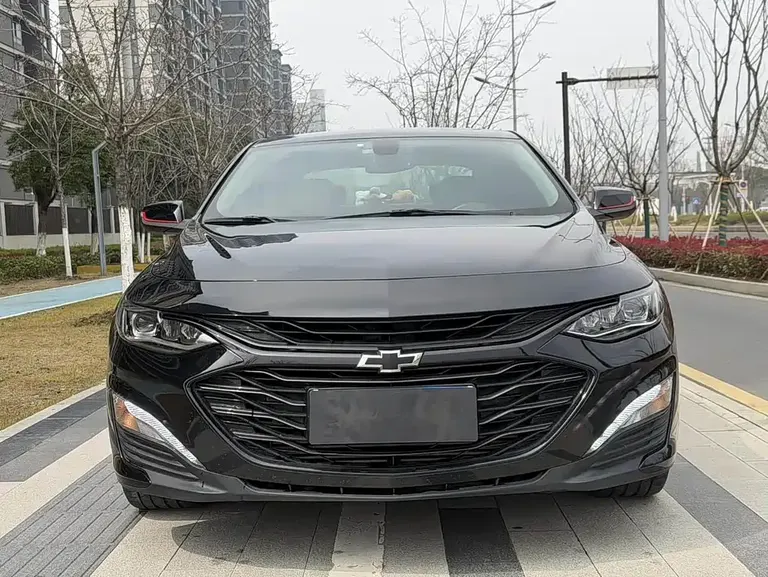 Chevrolet Malibu XL Redline 2.0 T Sharp Connect
