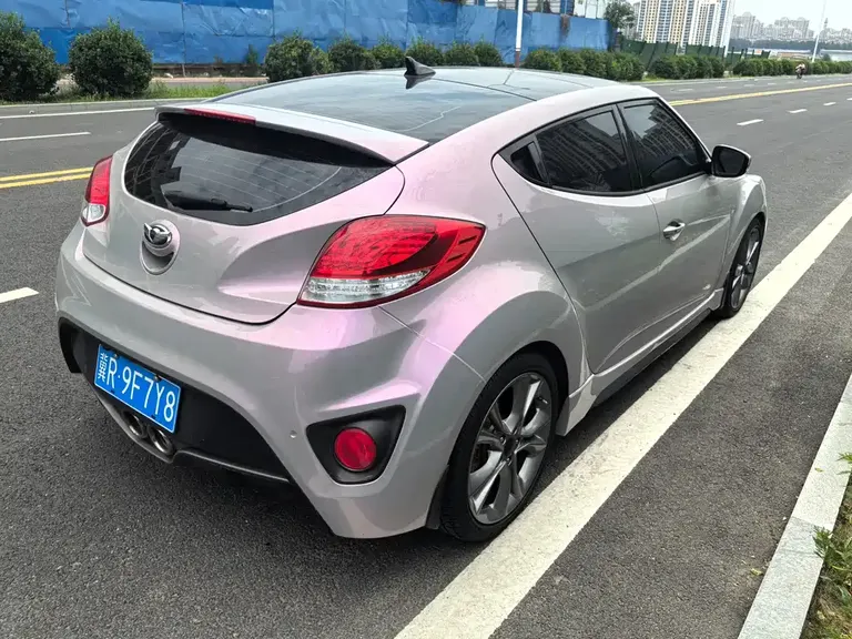 Hyundai Veloster Veloster飞思 2015款 1.6 T 自动豪华版